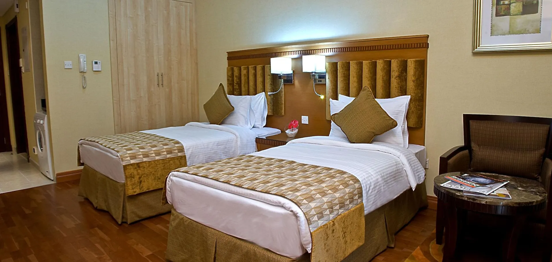 Chelsea Gardens Hotel Apartment Dubai 4*,