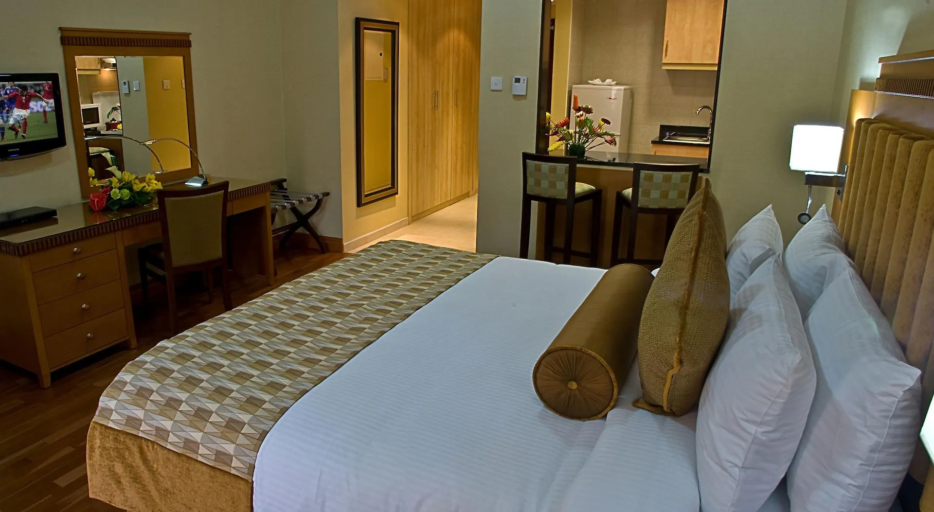 Chelsea Gardens Hotel Apartment Dubai Aparthotel