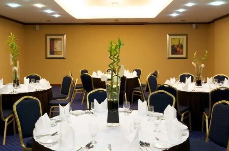 Chelsea Gardens Hotel Apartment Dubai 4*,