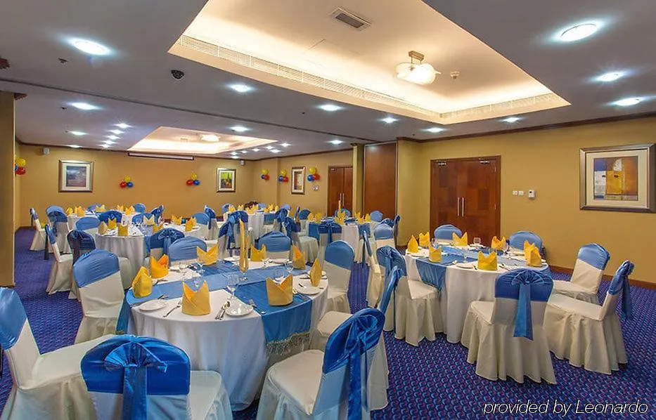 Chelsea Gardens Hotel Apartment Dubai Aparthotel